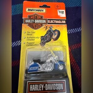 1993 Matchbox Harley Davidson Electraglide Police Motorcycle